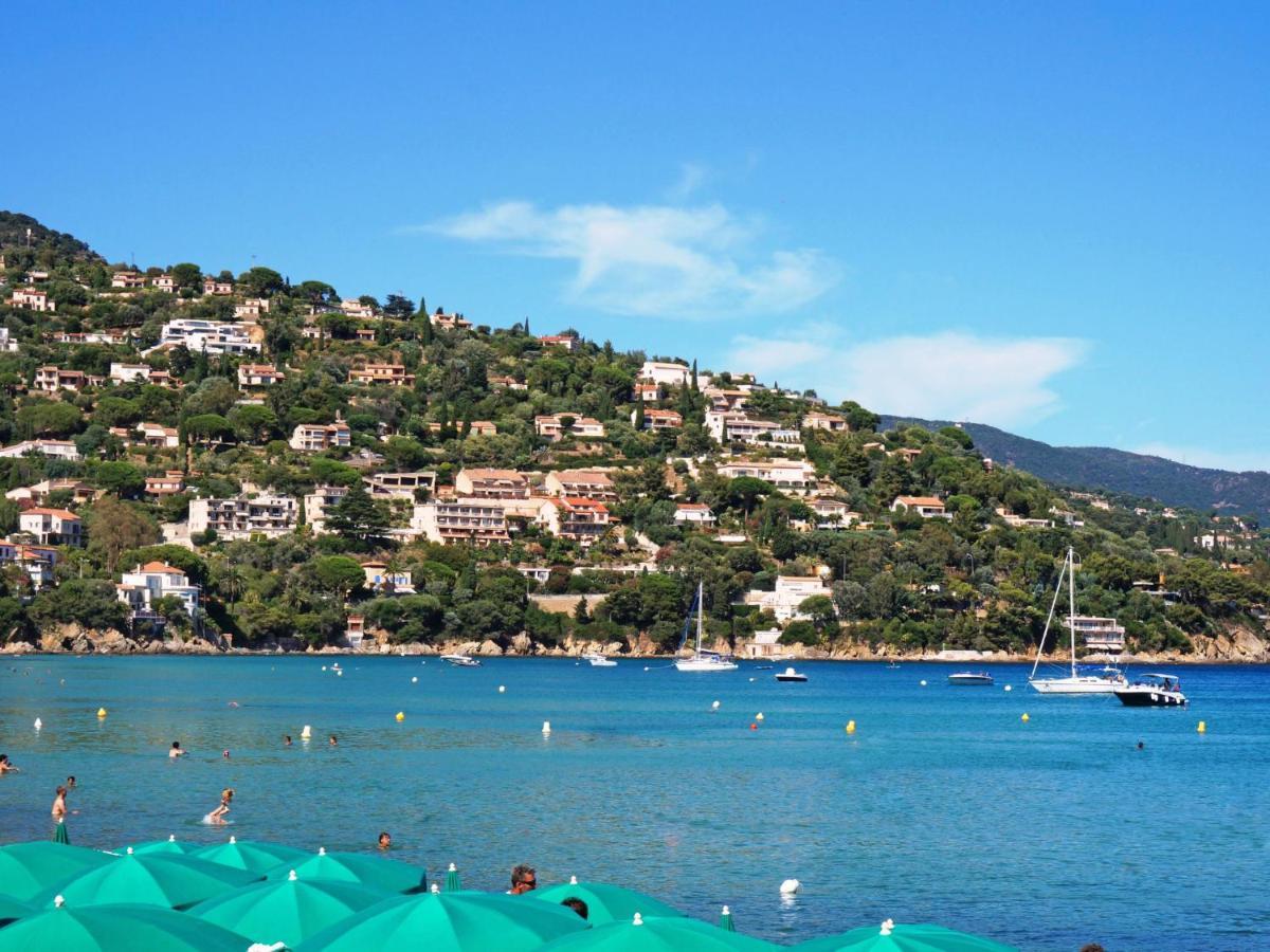 Studio Le Grand Large-4 By Interhome Le Lavandou Bagian luar foto